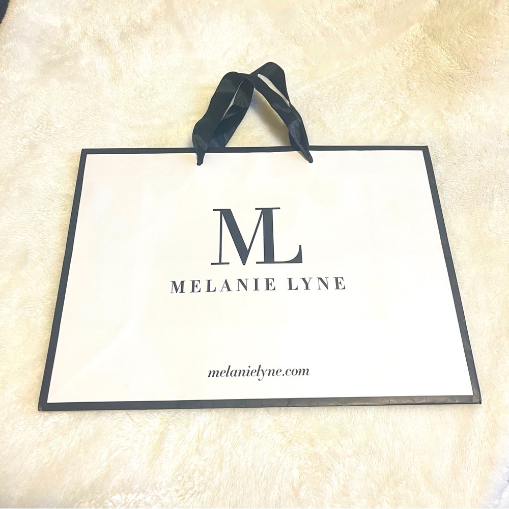 Melanie Lyne paper gift/ shopping bag.